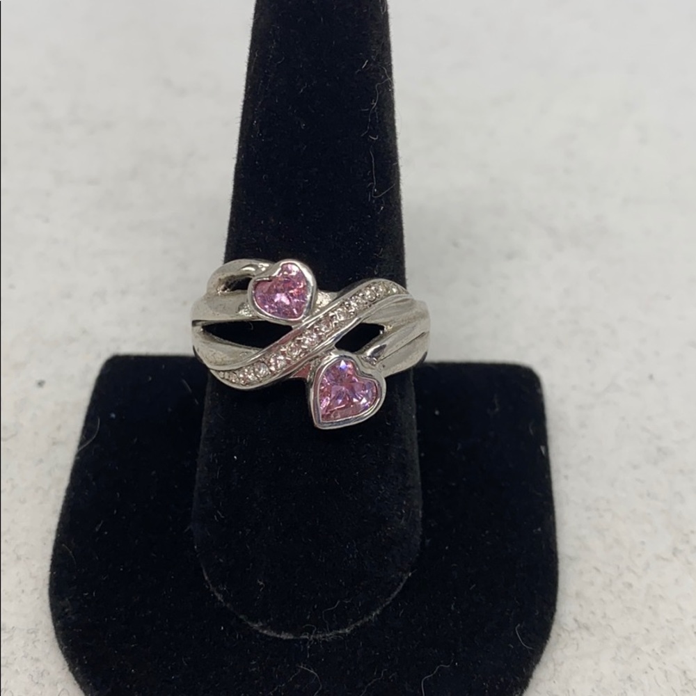 😀 2/$15 -Pretty pink crystal hearts ring - Picture 2 of 7